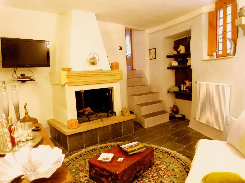 Guest House Il Borgo Di Sempronio Semproniano Room photo